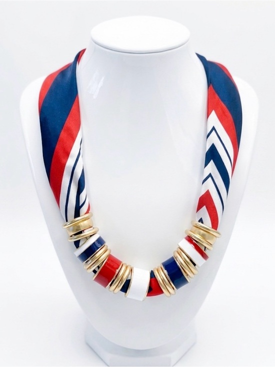 Piper K Jewelry - NWT ⚜️♥️💙⚜️ Piper K gorgeous red n blue tones adjustable scarf necklace